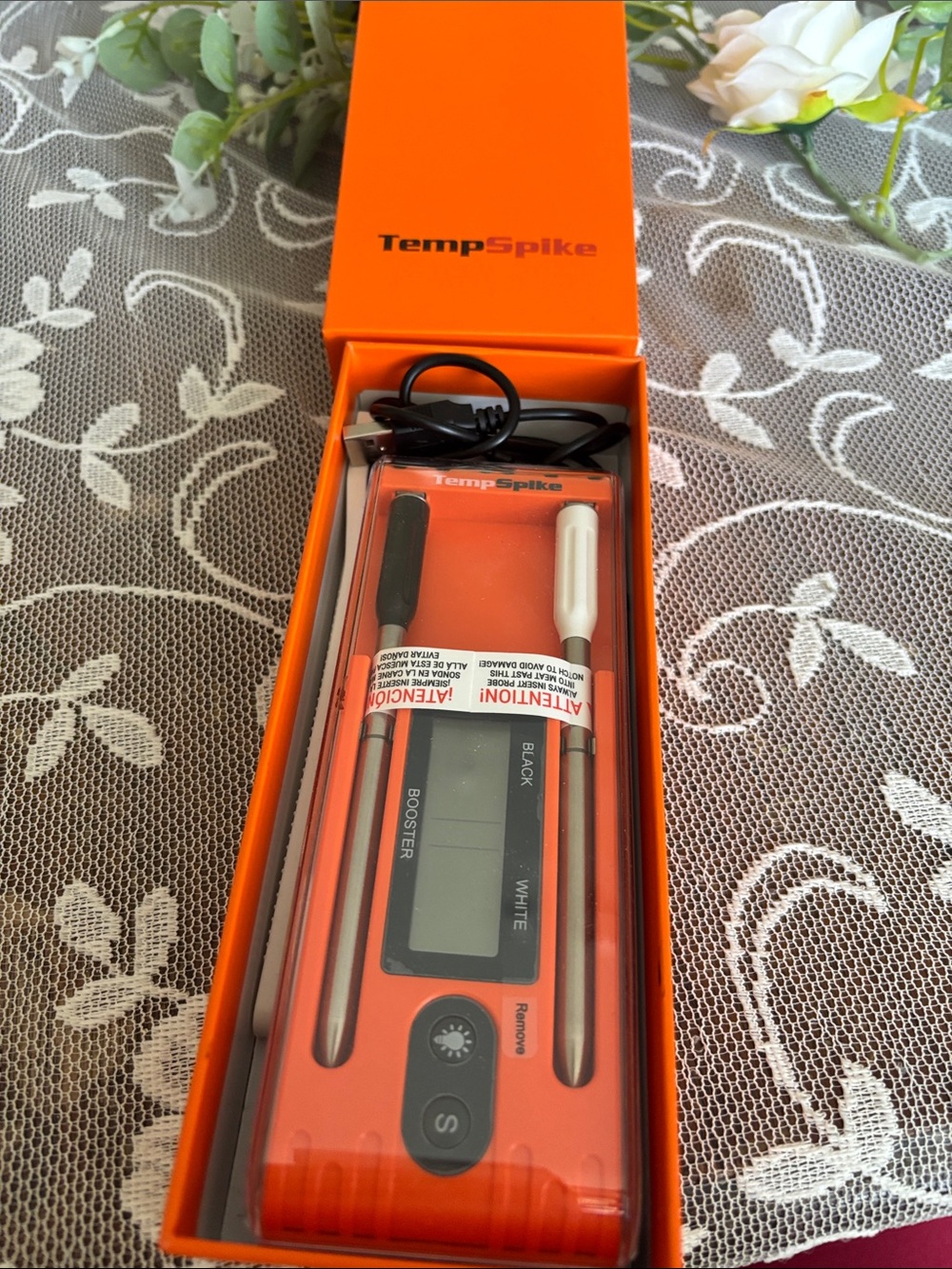NEW IN BOX ThermoPro TempSpike II- Truly Wireless Bluetooth cooking thermometer